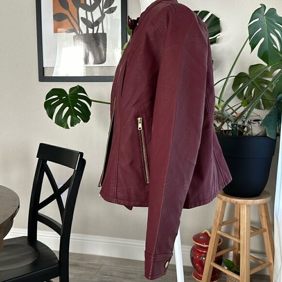 NWT Baccini Faux Leather Motorcycle Jacket Burgundy Wine XL Chic Lightweight - Picture 5 of 8